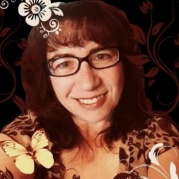 Meet your Posher, Jill - Picture 2 of 7